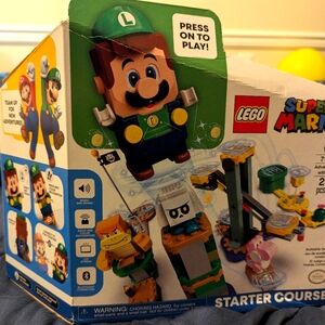LEGO Super Mario Bros Starter course featuring Luigi. BNIB